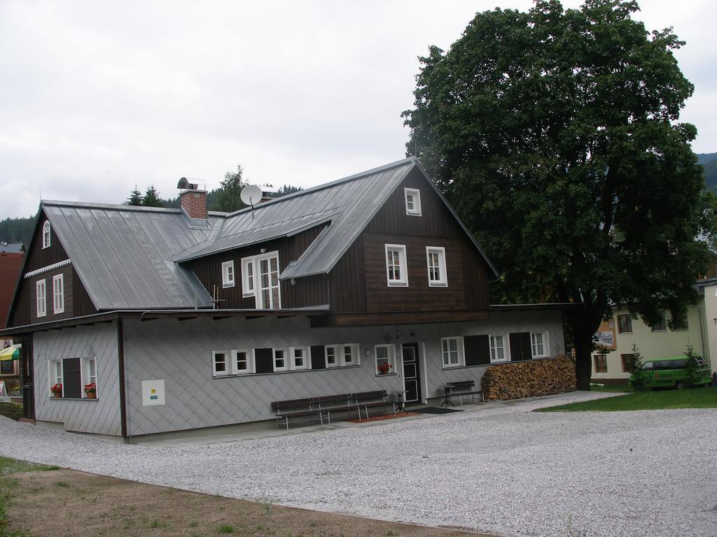 Pecka Penzion Pec pod Sněžkou Exterior foto